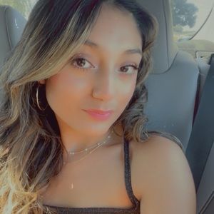 Meet your Posher, Mayli